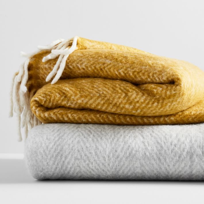queer gift guide for coworkers 