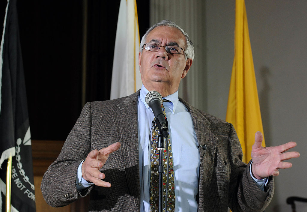Barney Frank, First Openly Gay Congressman, Enters Hospice