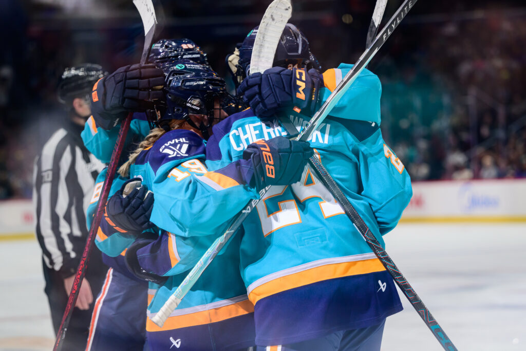 A Night With The New York Sirens