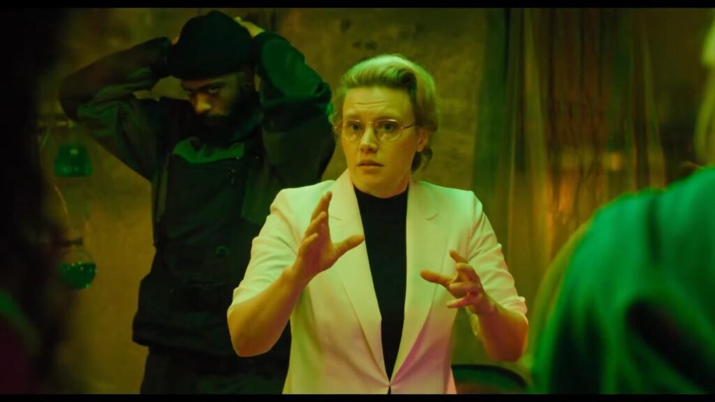 Kate McKinnon in The Wrong Girls 