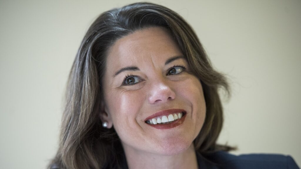 Meet Angie Craig: Minnesota’s First Out Lesbian Congresswoman Runs for Senate