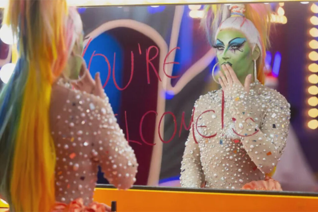 Pythia's mirror message. Photo courtesy of World of Wonder