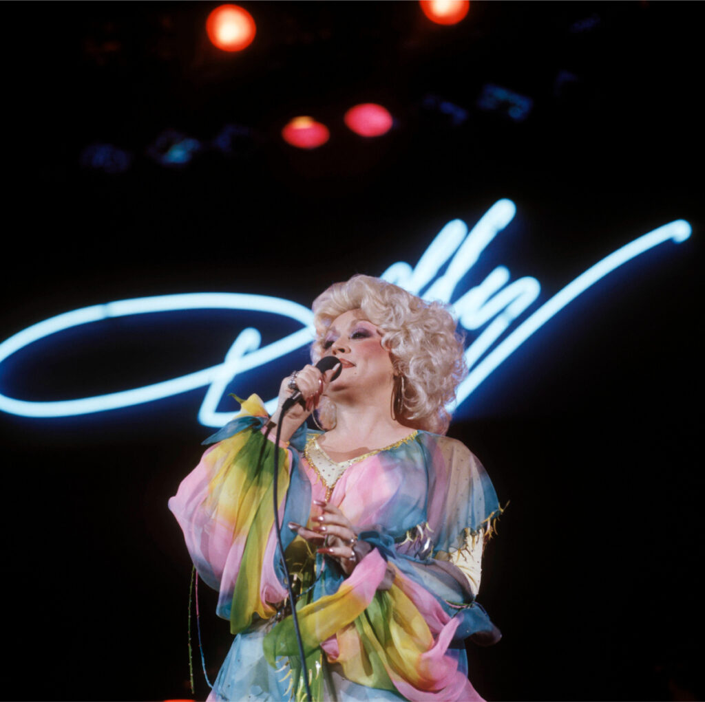 HAMMERSMITH ODEON Photo of Dolly Parton. Photo by David Redfern/Redferns