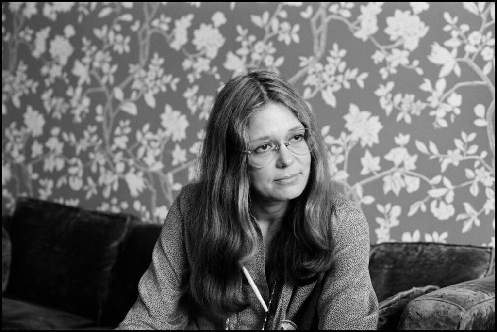 Gloria Steinem, Feminist Trailblazer and Journalist, Dies at 92