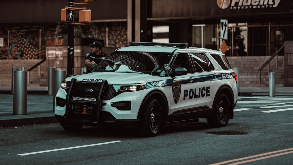 New Jersey Lesbian Cop Alleges Her Unit Wouldn’t Provide Backup