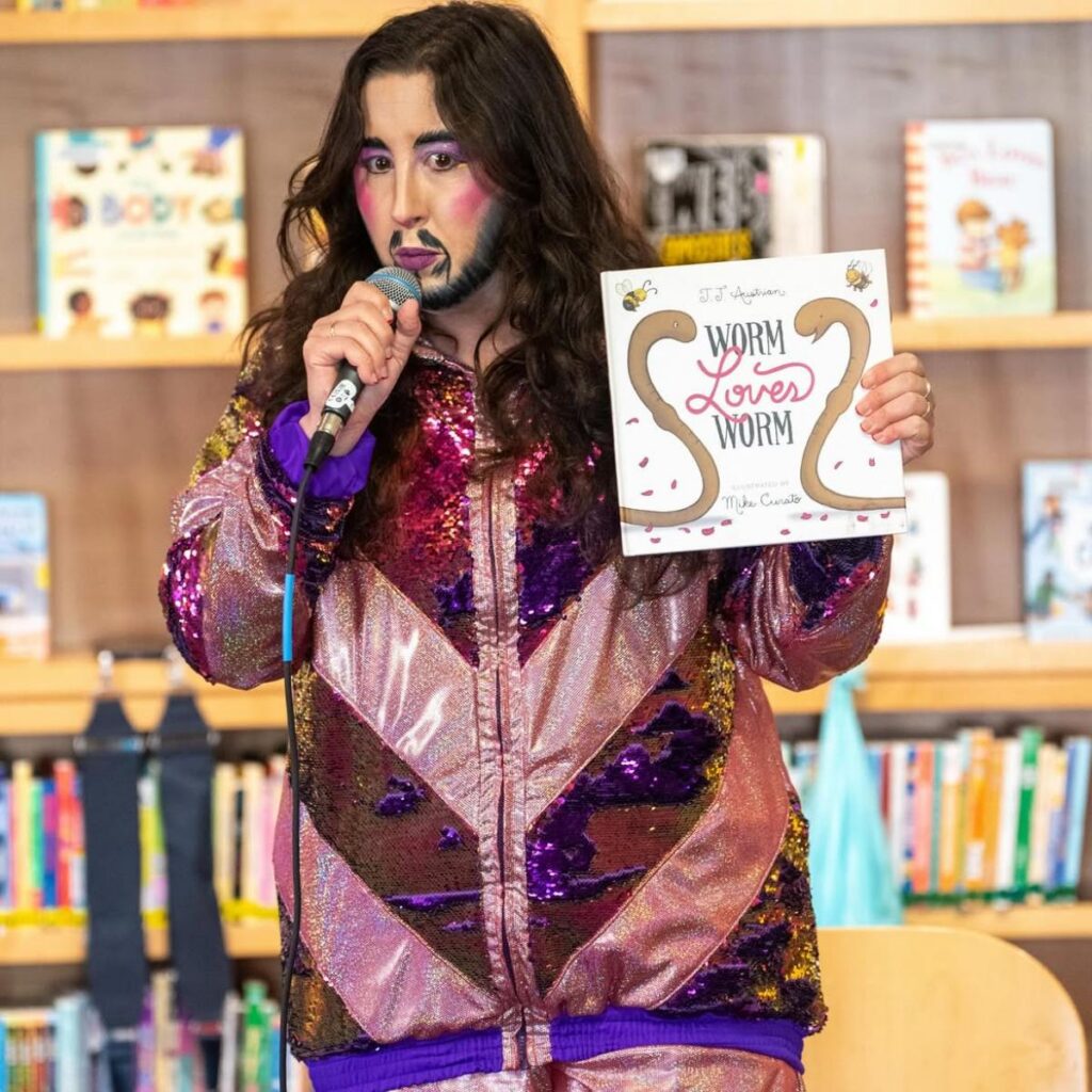 Vera! reads ‘Worm Loves Worm’ for Drag Story Hour. Photo courtesy of Vera!
